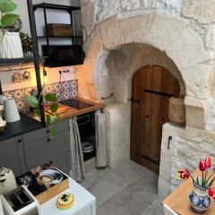 Cosy apartment with swimming pool near Aubeterre