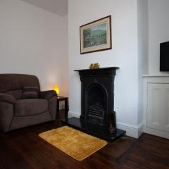 Spacious 3 bedroom Cottage in Whalley