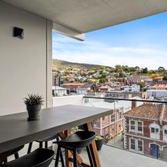 Mountain View at Elliot - A Kunanyi Outlook