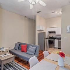 LT Stay Discounts! Cozy 2 BR Apt - Pet Friendly!