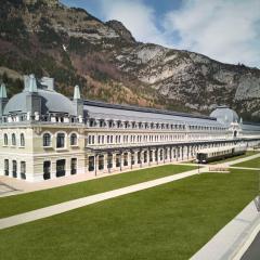 Canfranc Estación, a Royal Hideaway Hotel - Gran Lujo