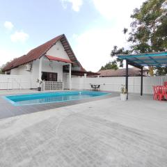 Afamosa Chill With US / Private pool / Pool Table