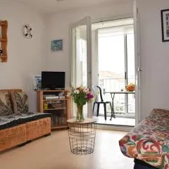Appartement 1 chambre, avec loggia et vue sur le Port Olona
