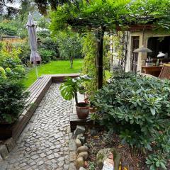 Cottage mit Garten