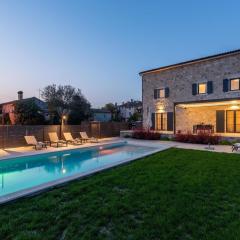 Villa Daniela für 6 Personen in Porec, Salzwasserpool, Garten mit Grill