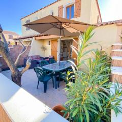 Dydy Haven - maison de vacances à Vias plage, piscine, mer et climatisation