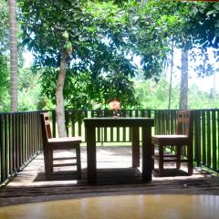 Guruwaththa Eco Lodge