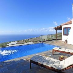 Ferienhaus mit Privatpool für 6 Personen ca 200 qm in La Punta, La Palma Westküste von La Palma