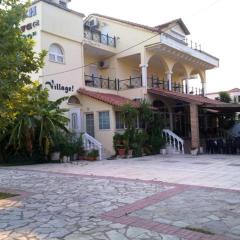 村莊酒店