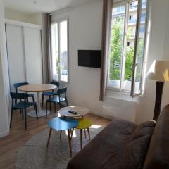 Cosy apartment 3 persons next to sea and tramway in Nice