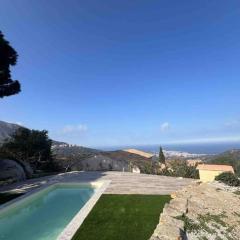 Magnifique Villa piscine vues mer, lac et montagnes