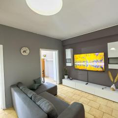 Downtown golden apartment