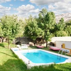 6 bedrooms villa with private pool enclosed garden and wifi at Villanueva del Trabuco