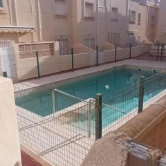 adosado con piscina en Cabo de Gata 4p