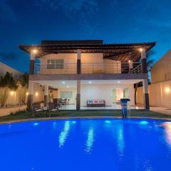 Casa Incrível na Praia de Tabuba by Carpediem
