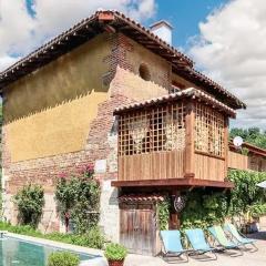 Villa de 5 chambres avec piscine privee jacuzzi et jardin amenage a Saint Paul de Varax