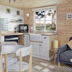 Scandi Cabin On A Hill, With Stunning Views Across Cornwall