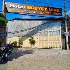 NGUYỆT MINH HOTEL