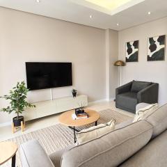 Mandela Rhodes Luxury & Stylish Apartment