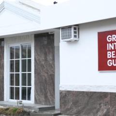 GRIN MCFLY INTERNATIONAL BEACHFRONT GUEST HOUSE