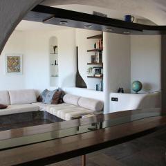 Hermitage-Dahn Modern retreat