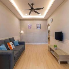 Nibong Tebal Comfy Home Retreat with WiFi & Netflix