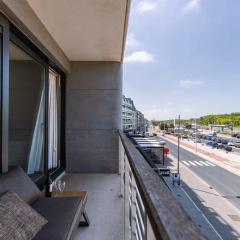 Huswell - Bright apartment with parking near the beach