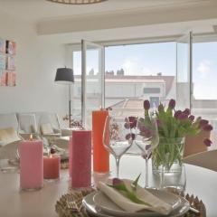 Stunning sunny renovated apartment on top location in 't Zoute