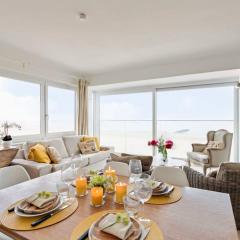 Charming sea-view apartment in Knokke-Duinbergen