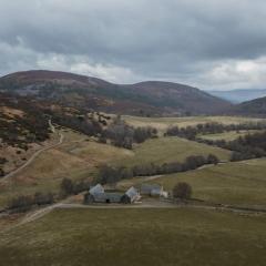 Inverenzie - Luxury farmhouse with mountain views