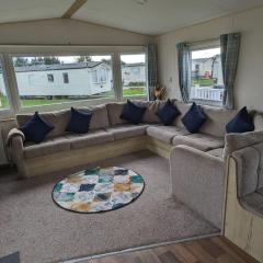 Superb 8 Berth Caravan At Steeple Bay Holiday Park, Essex Ref 36039f