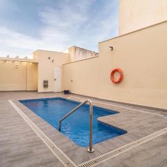 Nice Apartment In Fuente De Piedra With Outdoor Swimming Pool