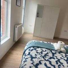 Room-2 En-Suite Double Bedroom in Manchester