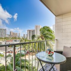 Honolulu Condo with Private Lanai Walk to the Beach