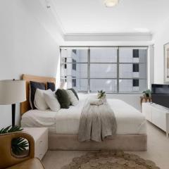 A Comfy 2BR Apt for 7 Next to Darling Harbour
