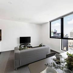 Chic & Comfy Apartment on Bourke St Near Chinatown