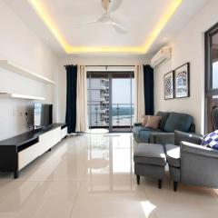 Comfy 3BR Apt in Danga Bay FREE Parking Sea View