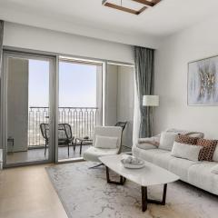 Downtown luxury 2 bedroom apartment, 2min walk from Dubai Mall