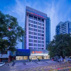 Kaiserdom Hotel - Shuttle Bus to CantonFair Complex & Breakfast during Canton Fair period