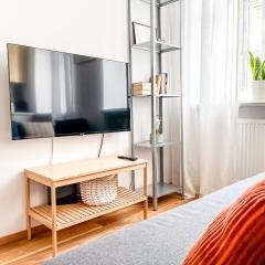 Apartament typu studio przy Nawrot 50