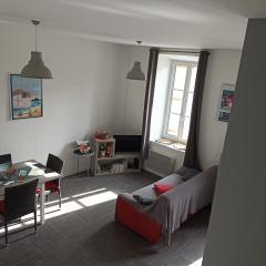 Jolie Maison au centre du village