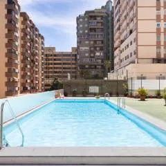 Home2Book Bright Apt & Communal Pool Santa Cruz