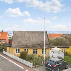 2 Bedroom Pet Friendly Home In Svaneke