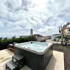 Casa con Jacuzzi, Wifi y vista a Oceano