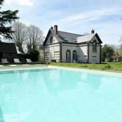 L'Orangerie du Château - Heated swimming pool