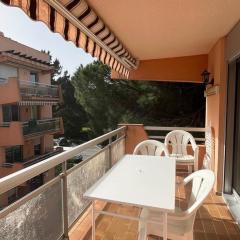 T2 Climatisé à La Favière avec Parking, Loggia et Proche Plages - FR-1-610-99