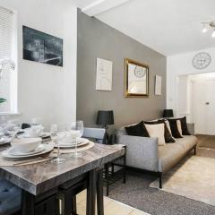 2 Bed Garden Flat Sleeps 6 Close to Brixton