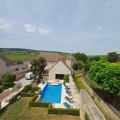 LA CONFRERIE à MEURSAULT au CŒUR DE LA BOURGOGNE