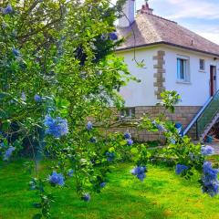 Belle maison de vacances entre Saint-Malo et Mont-Saint-Michel. Le Clos Fleuri