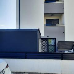 Apartments with parking space Zadar - 22836